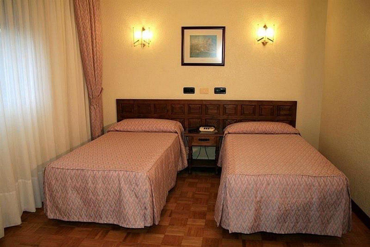Hotel Las Vegas Burgo Eksteriør bilde